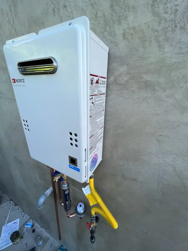 Tankless water heater installation for Markham homes